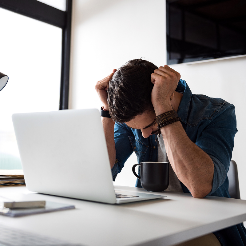 Fatigue mental homme travail